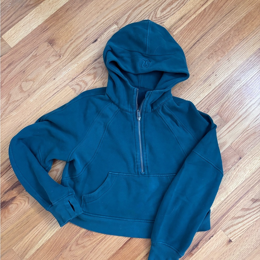 lululemon athletica Green cropped scuba